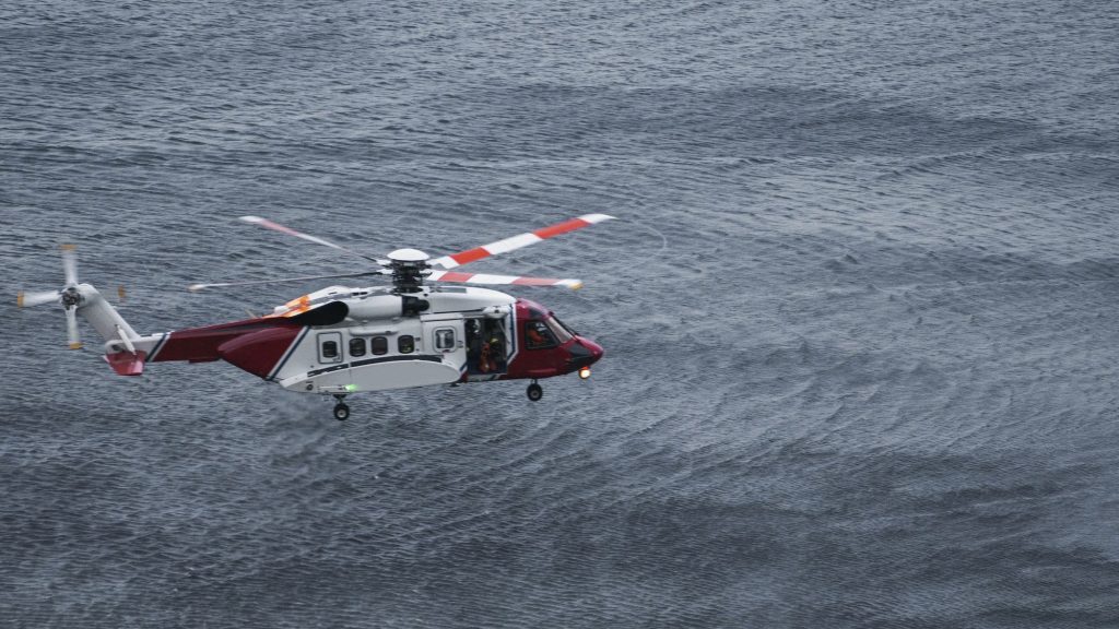 coastguard-helicopter-flying-over-the-sea-in-scotland-1024x576-4525463