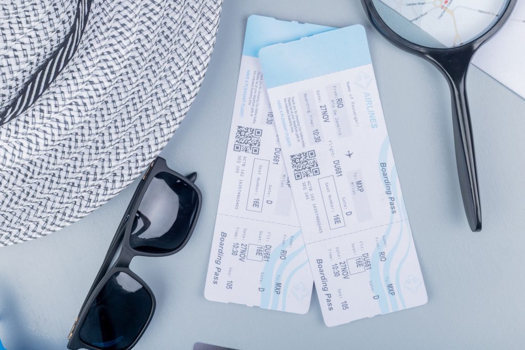 top-view-of-travel-accessories-and-items-such-as-sunglasses-sunhat-plane-tickets-1024x682-3857522